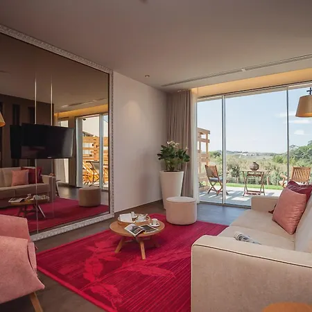 Hotel Vale D'azenha Rural & Residences Alcobaça