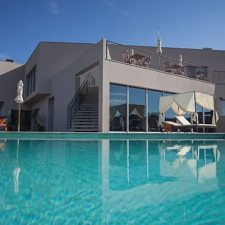 מלון Vale D'azenha Rural & Residences 4*