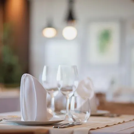 Hotel Vale D'azenha Rural & Residences Alcobaça