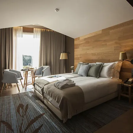 Vale D'azenha Rural & Residences Hotel 4*