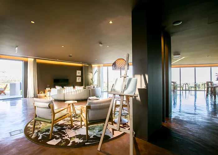 Vale D'azenha Rural & Residences Hotel