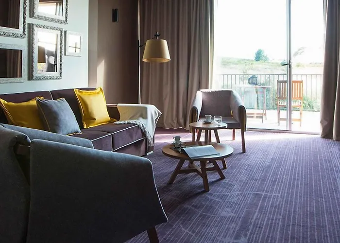 Vale D'azenha Rural & Residences Hotel