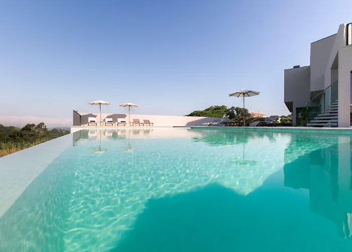 Vale D'azenha Rural & Residences Hotel 4*